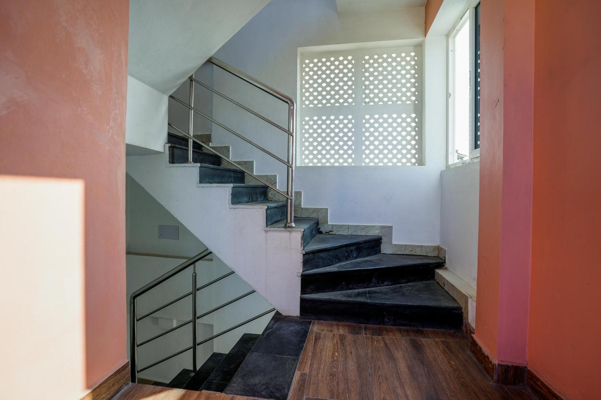 French Villa Pondicherry Exterior photo